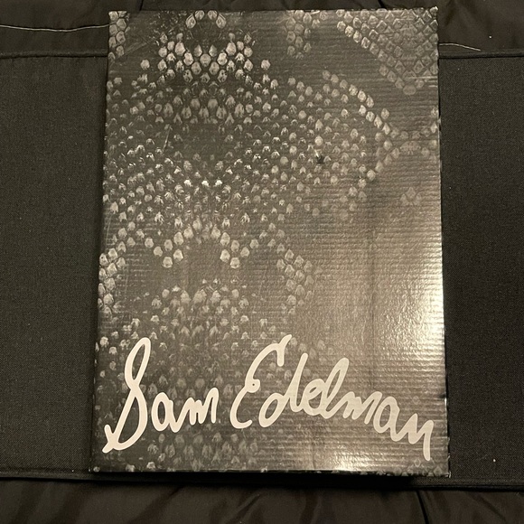 Sam Edelman Tinsley Chelsea boot - Picture 3 of 7